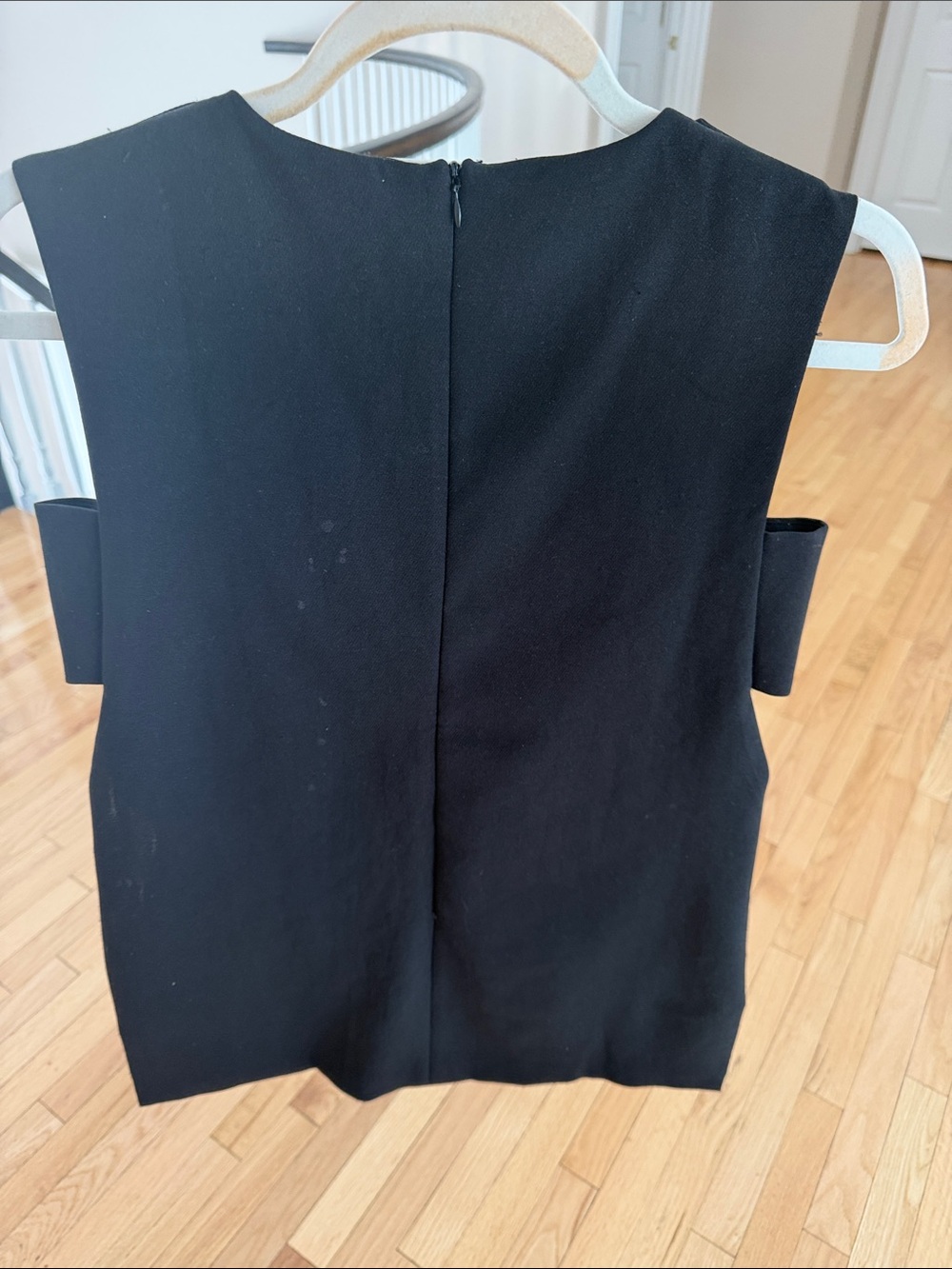CUT-OUT TOP - Picture 10 of 10